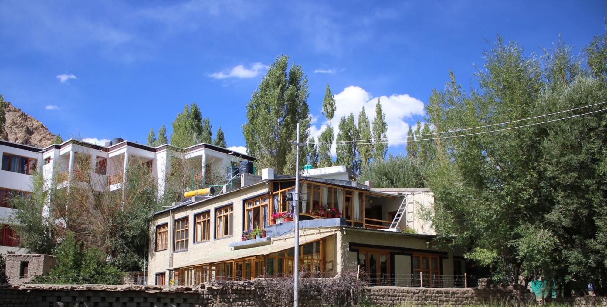 Karma Lodge Leh Exterior foto